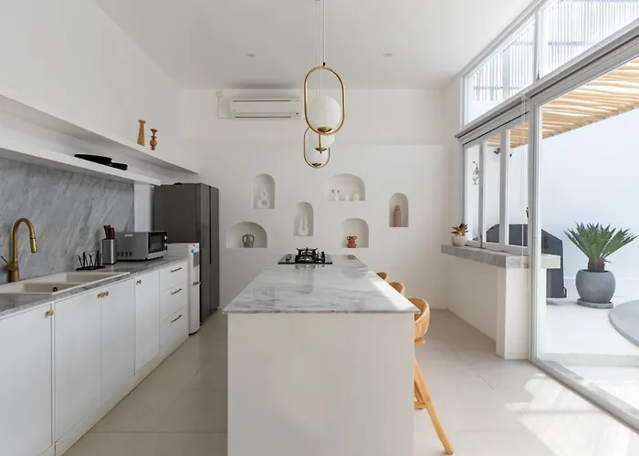 Villa Weiss Berawa *