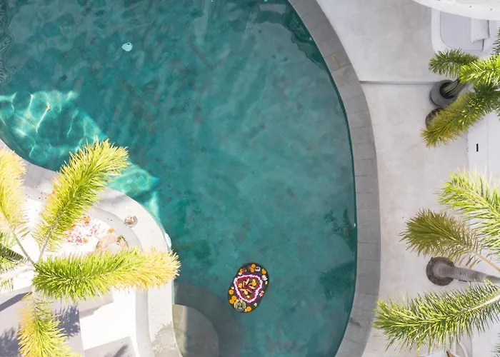 Villa Weiss Berawa Canggu